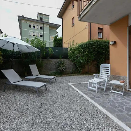Apartment Garden *
